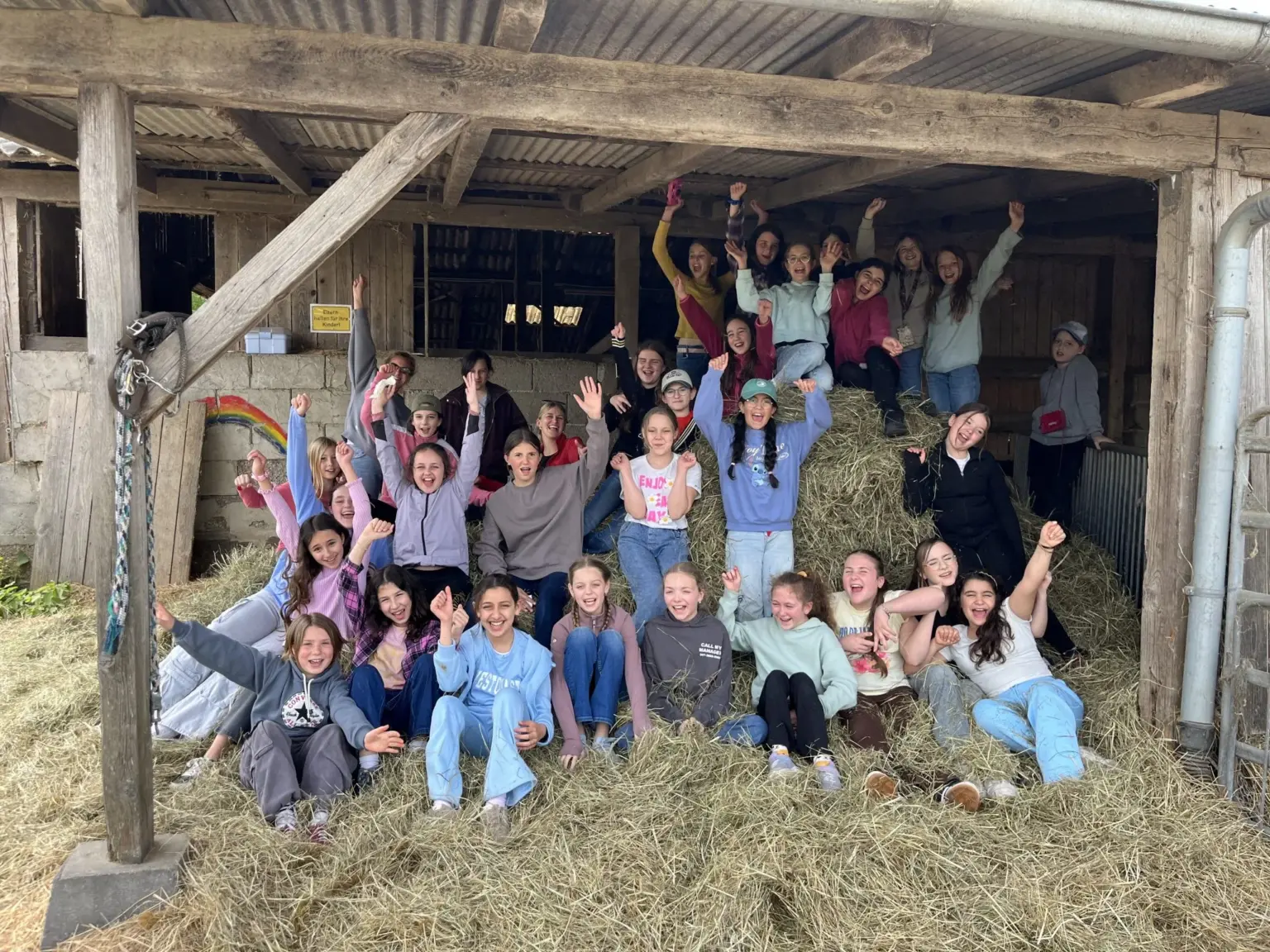 Klosterschulen Offenburg Aktuelles Entdeckungsreise auf dem Bio Bauernhof Eggs.webp