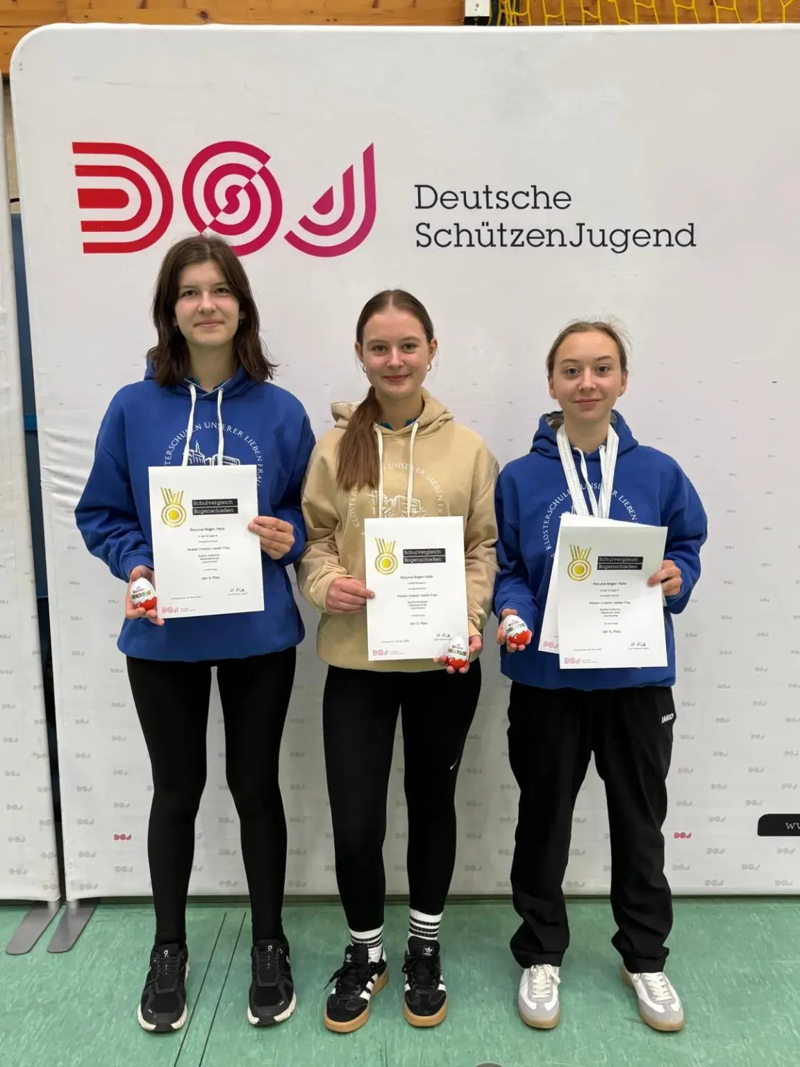 Schulvergleich der Bogenschützinnen